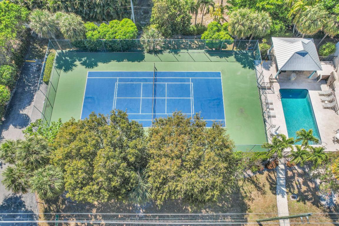 277 N Ocean Boulevard 1010