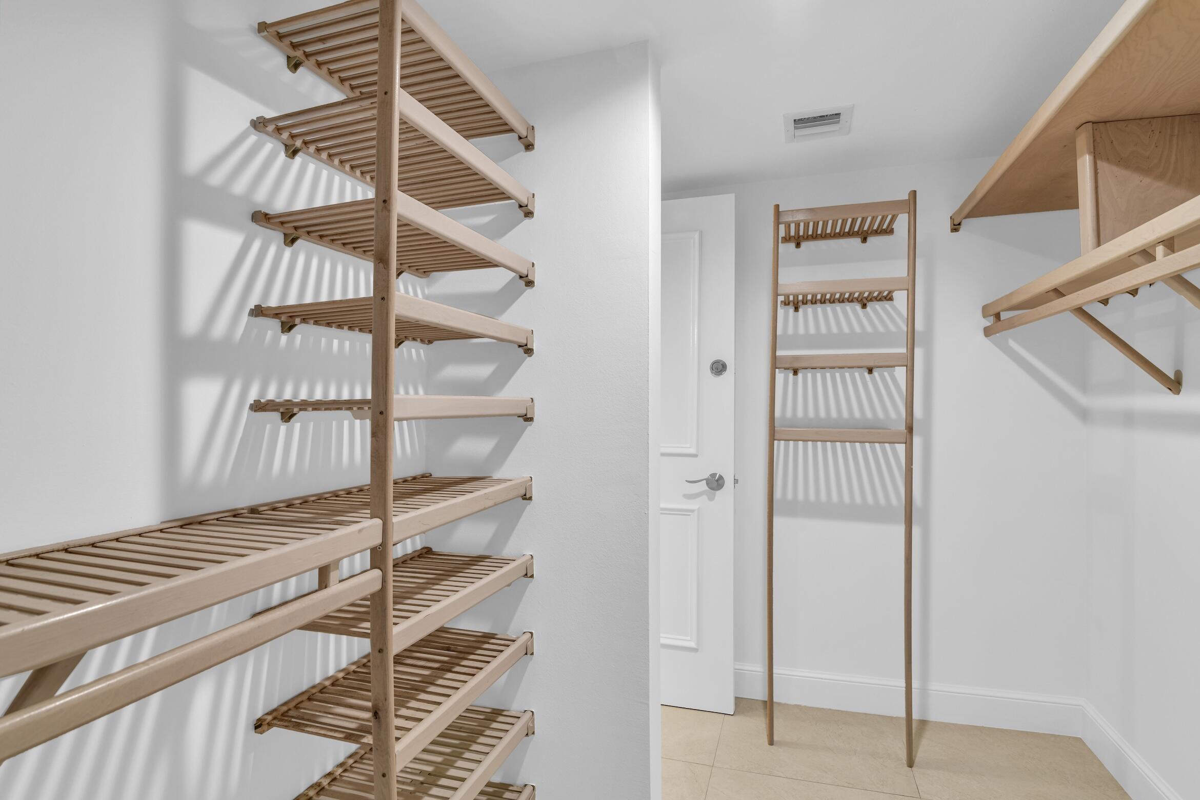 277 N Ocean Boulevard 1010