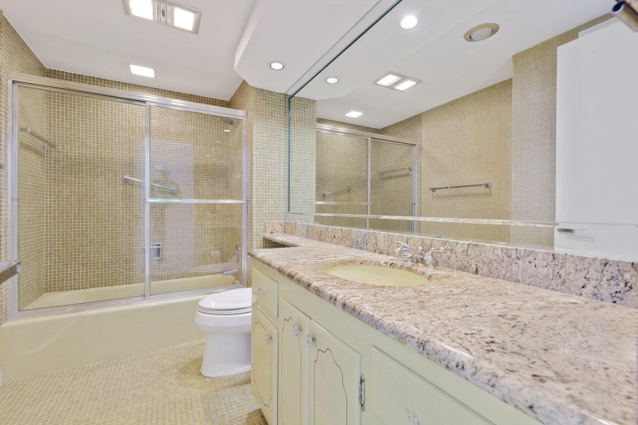 700 S Ocean Boulevard 1202