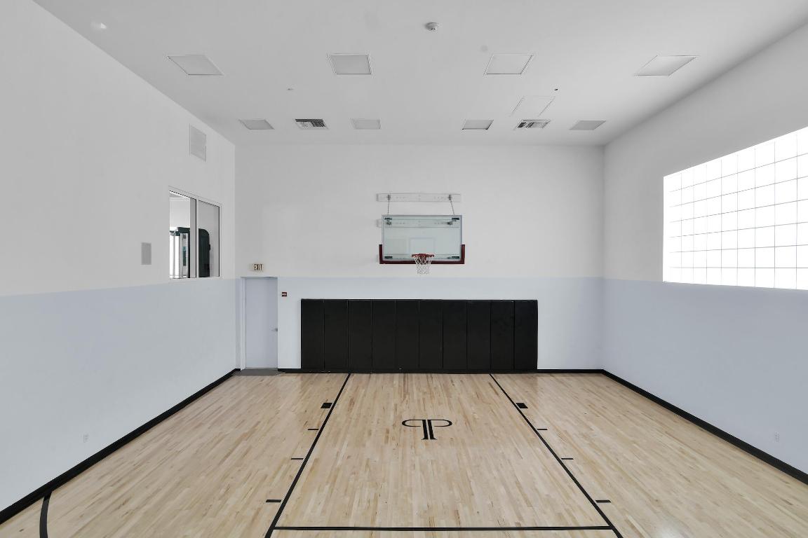 99 SE Mizner Boulevard 731