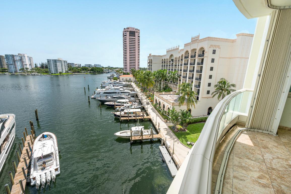 550 SE 5th Avenue 606s