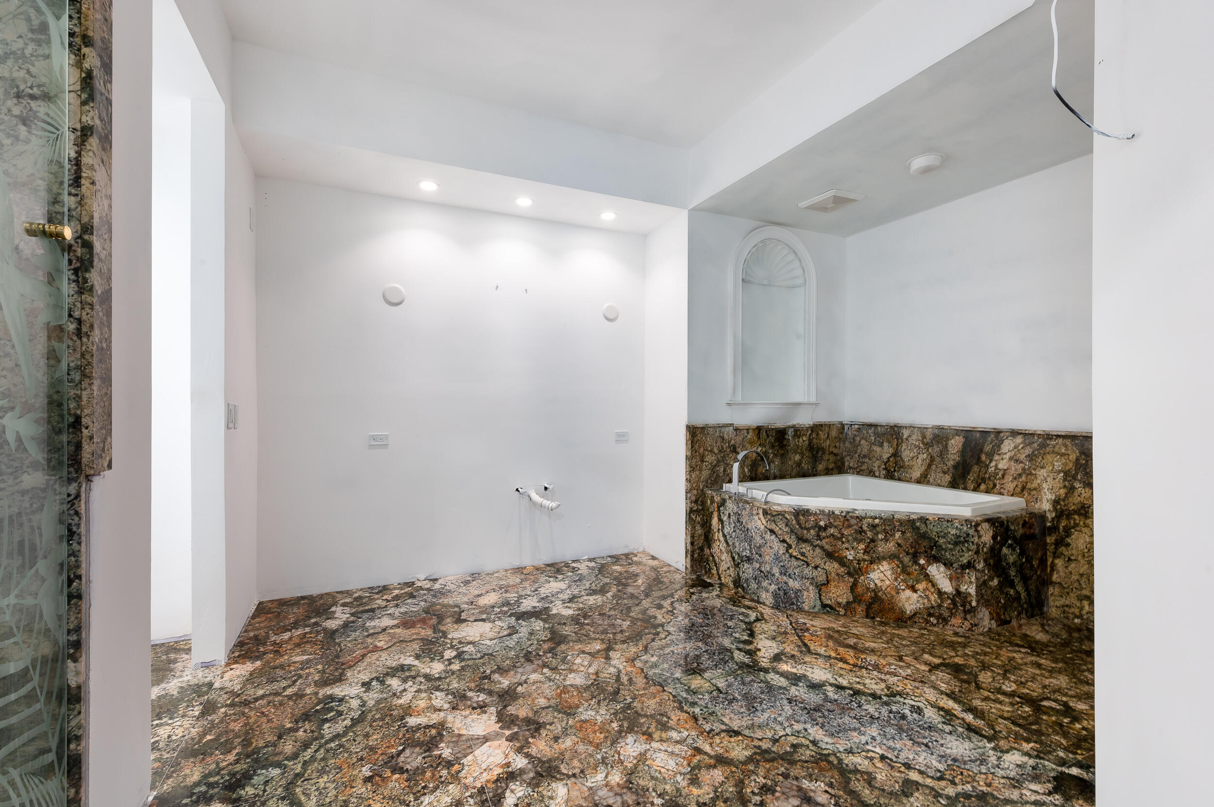 550 SE 5th Avenue 606s