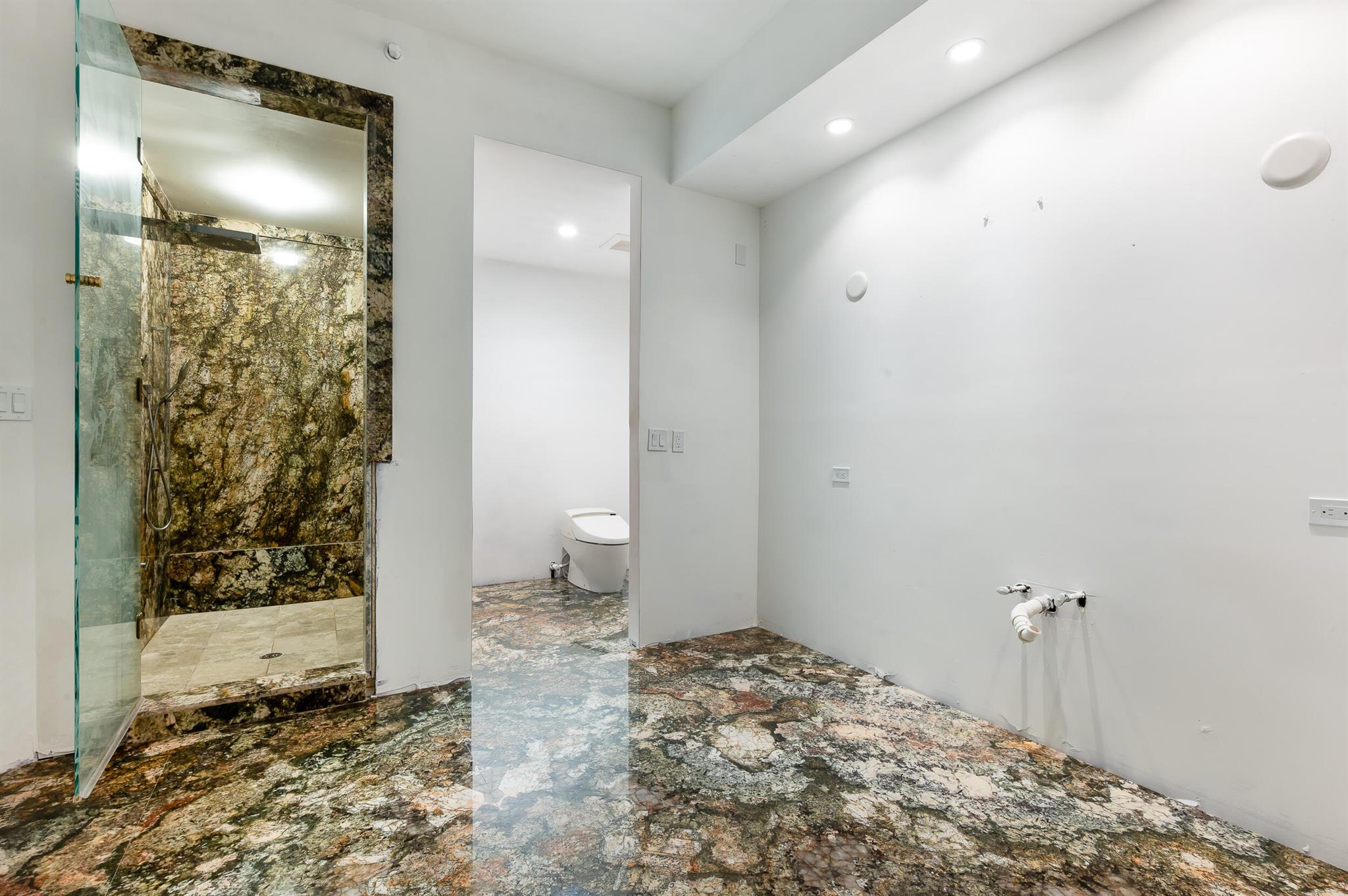 550 SE 5th Avenue 606s