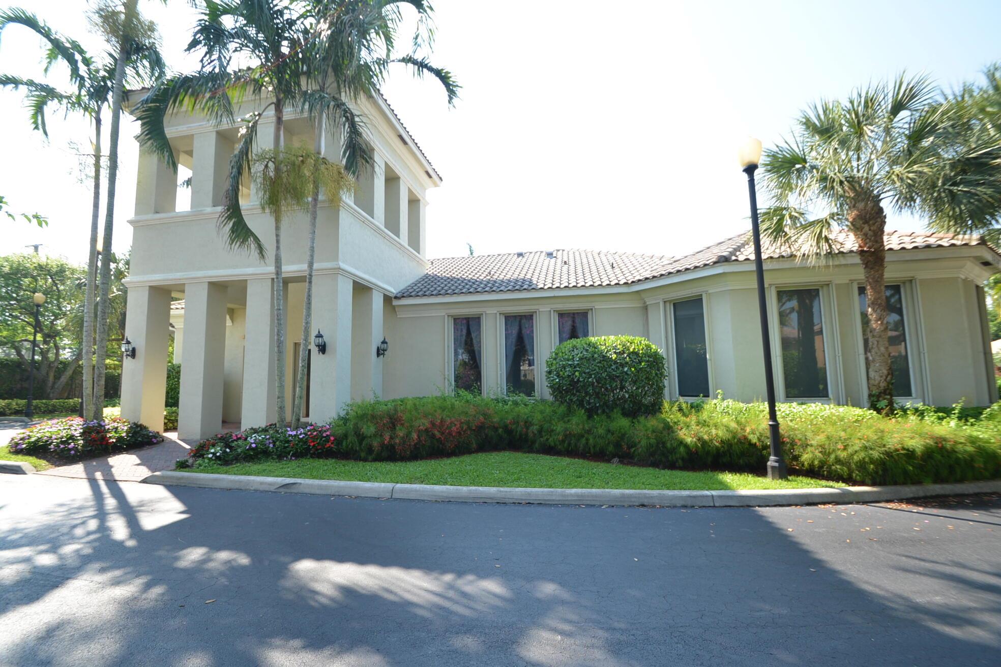 6711 Royal Orchid Circle