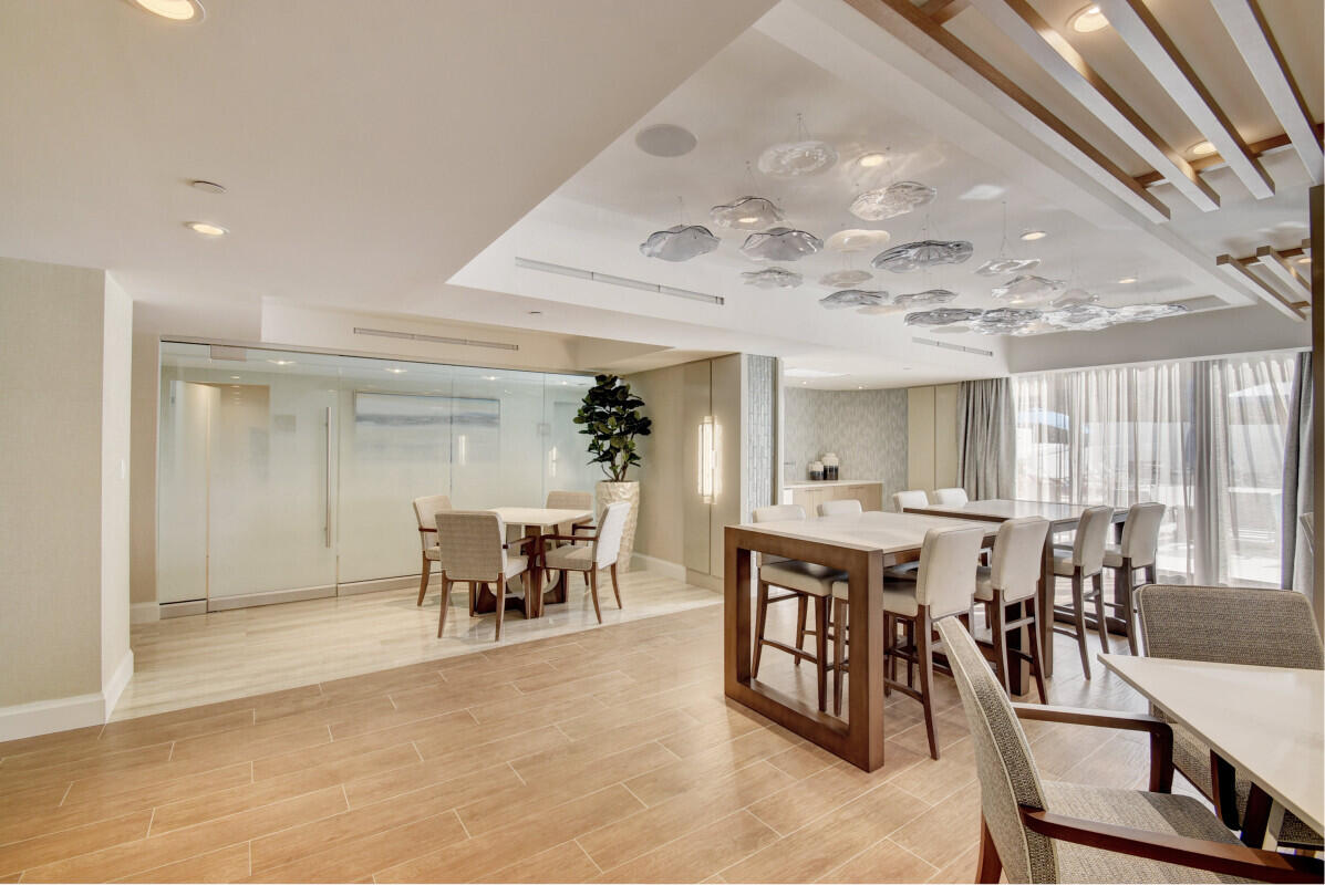 250 S Ocean Boulevard 11f