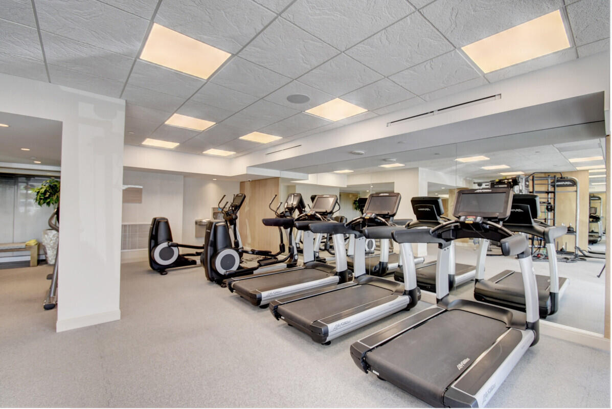 250 S Ocean Boulevard 11f