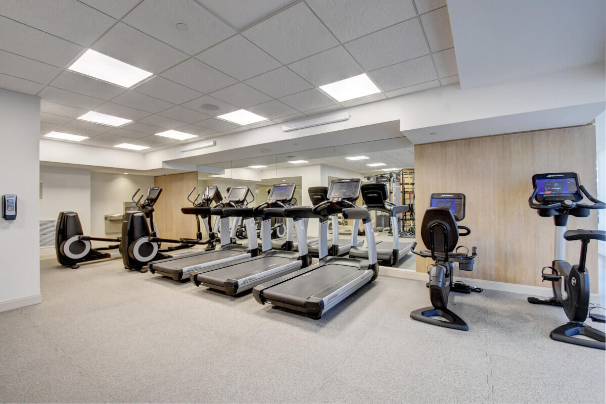 250 S Ocean Boulevard 11f