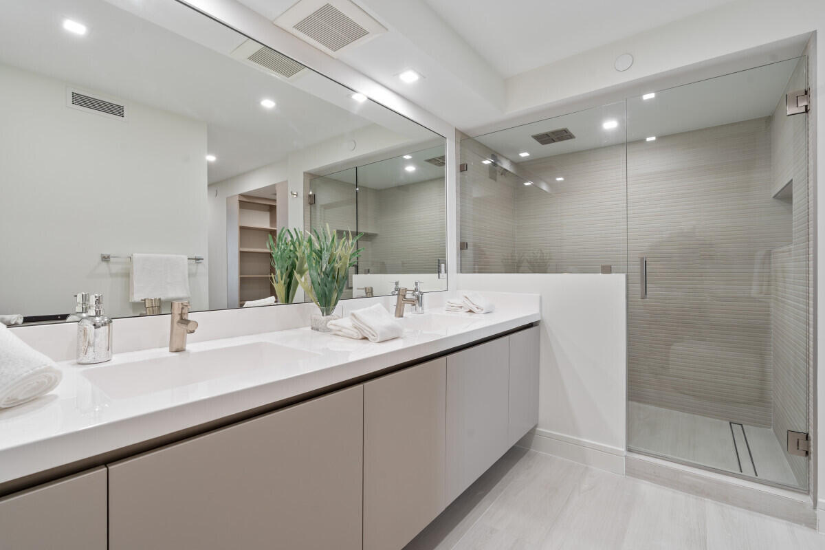 250 S Ocean Boulevard 11f