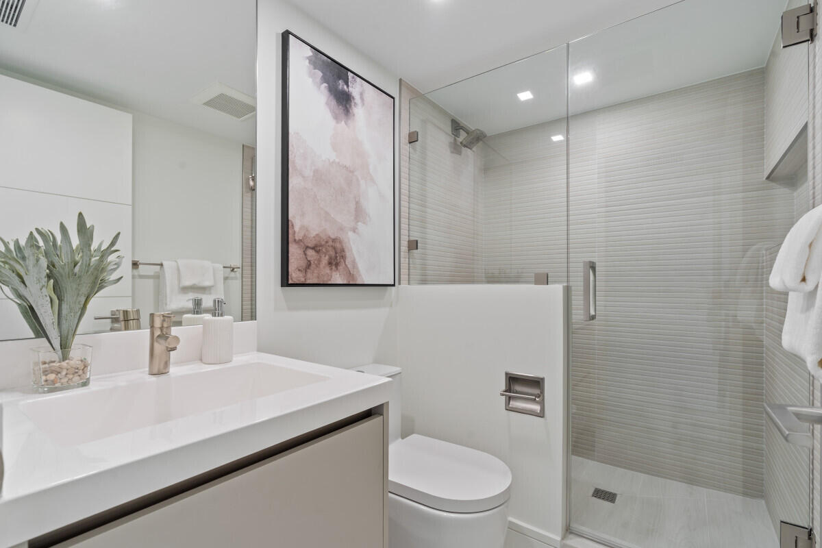 250 S Ocean Boulevard 11f