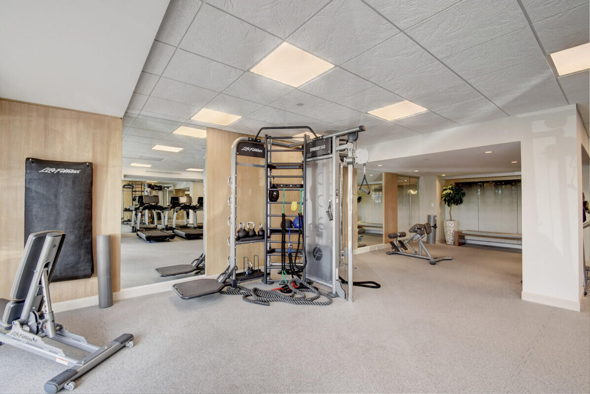 250 S Ocean Boulevard 11f
