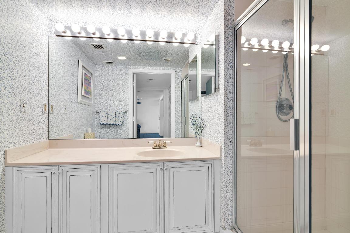 120 SE 5th Avenue 331