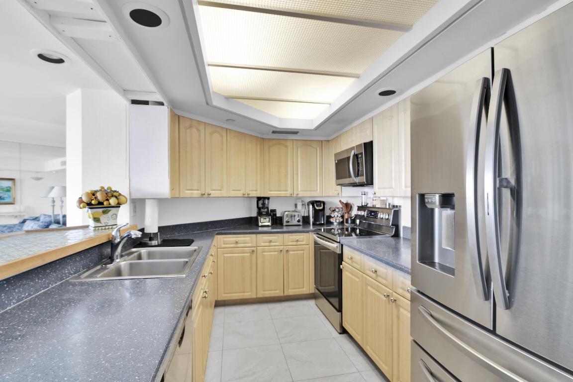 120 SE 5th Avenue 331