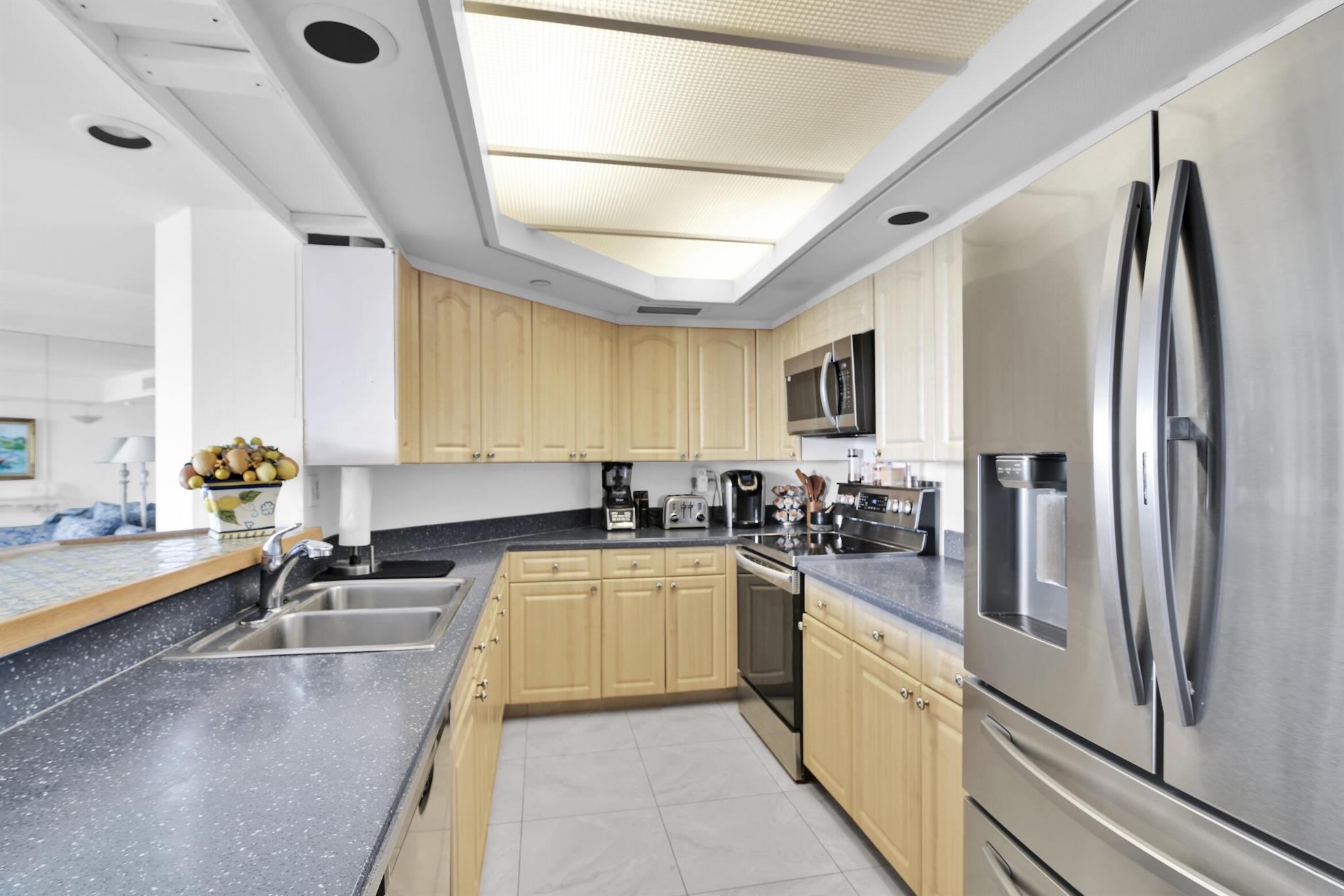 120 SE 5th Avenue 331