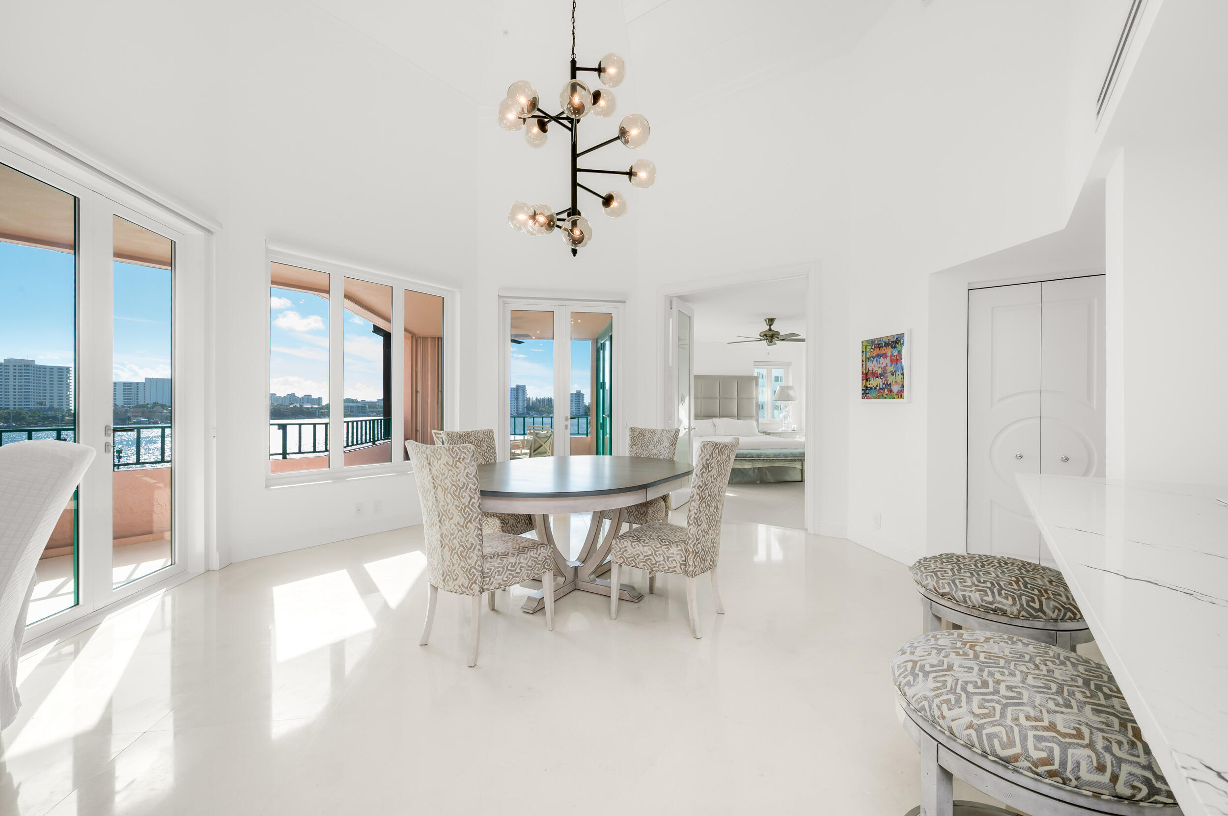 140 SE 5th Avenue Ph50