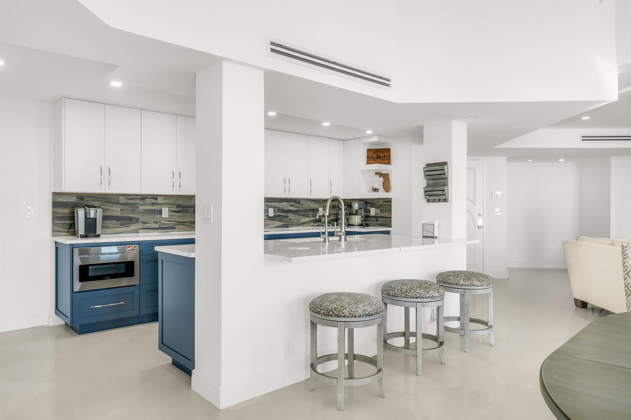 140 SE 5th Avenue Ph50