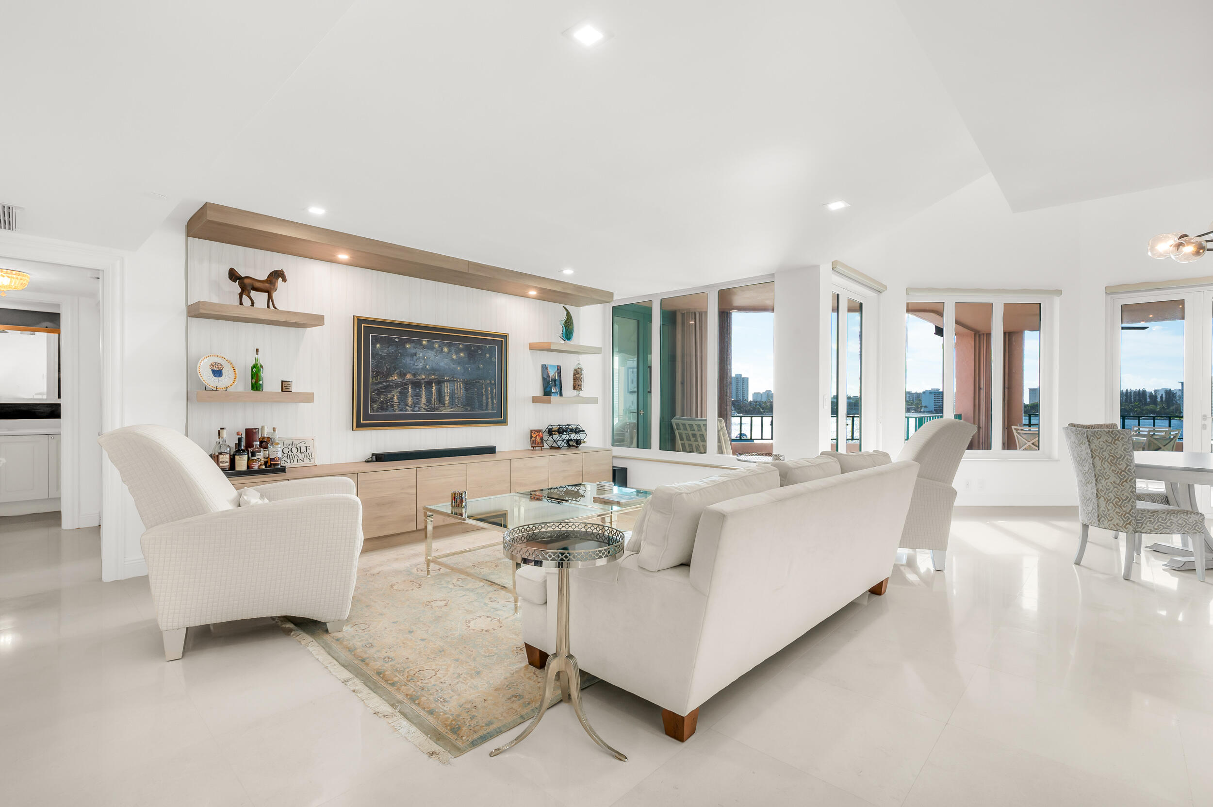 140 SE 5th Avenue Ph50