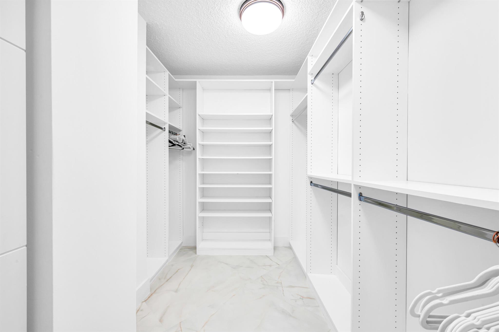 100 SE 5th Avenue 304