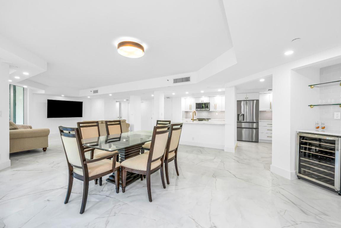 100 SE 5th Avenue 304