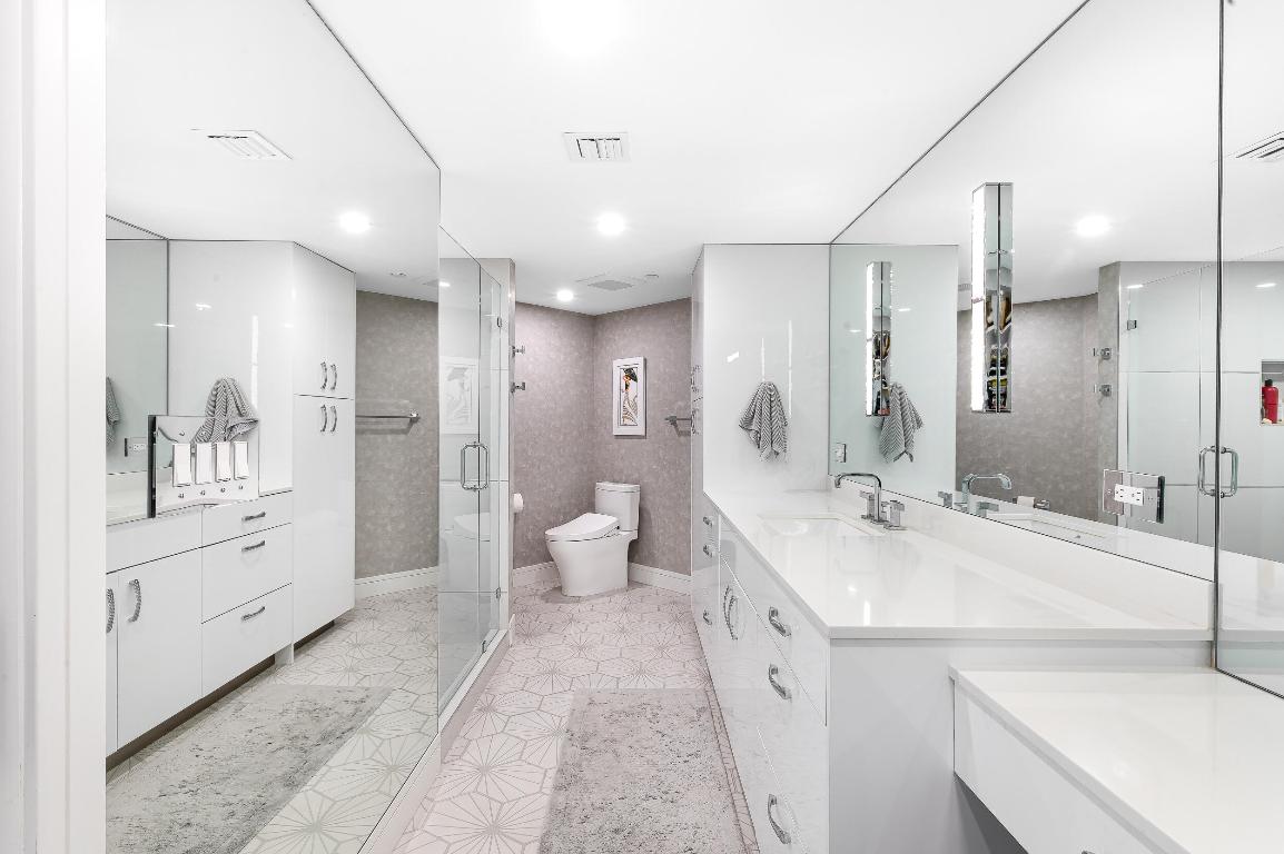 100 SE 5th Avenue 302