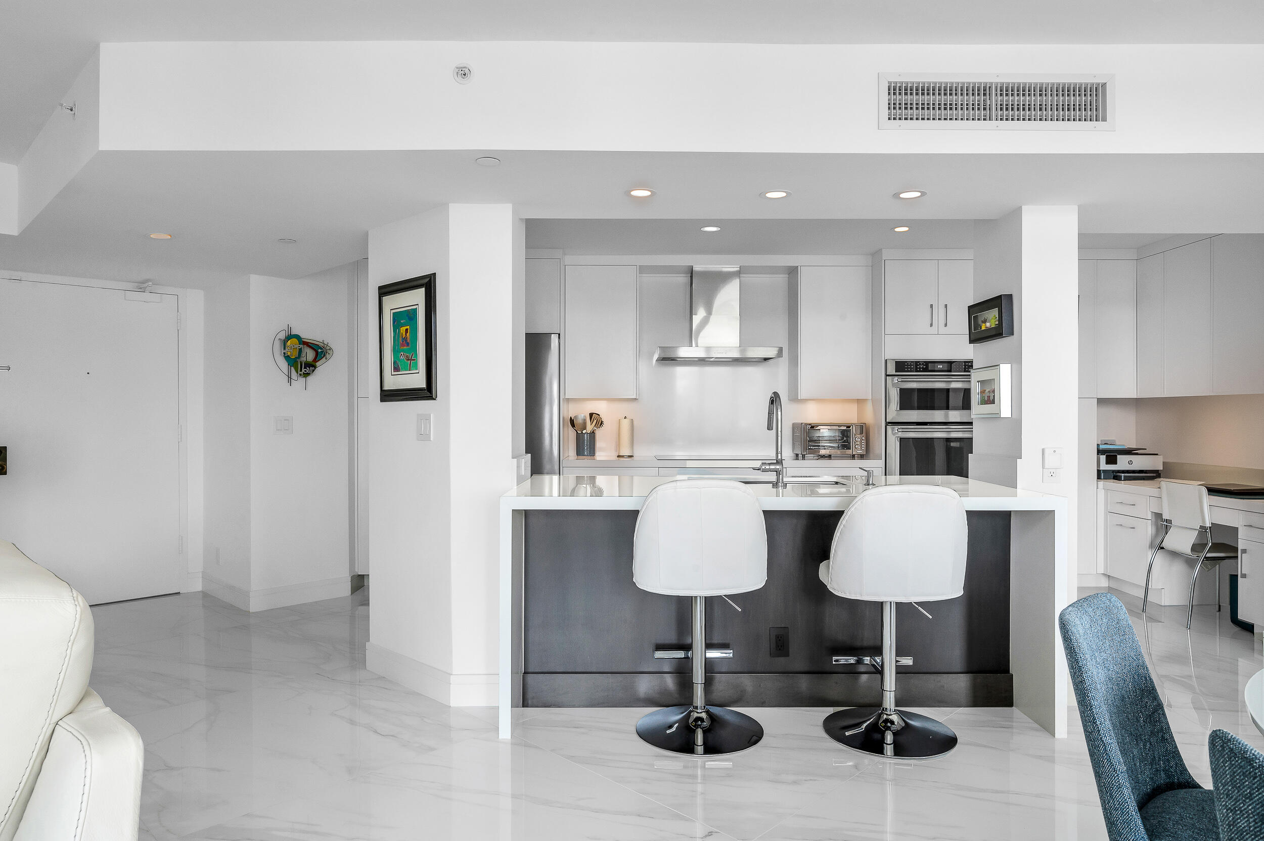 100 SE 5th Avenue 302
