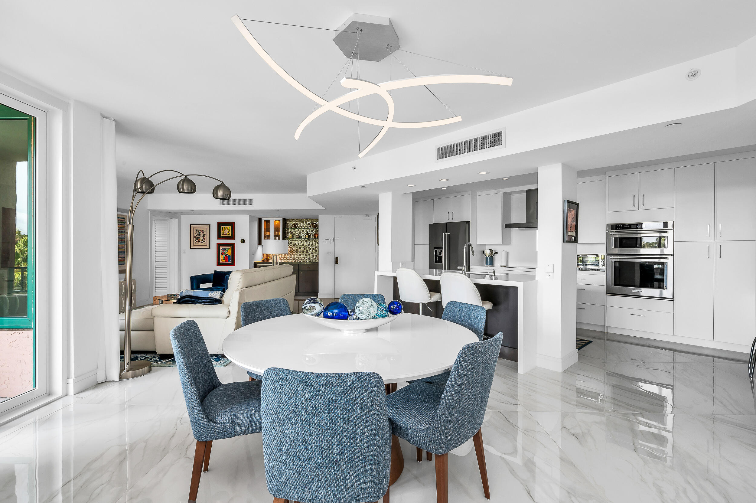 100 SE 5th Avenue 302