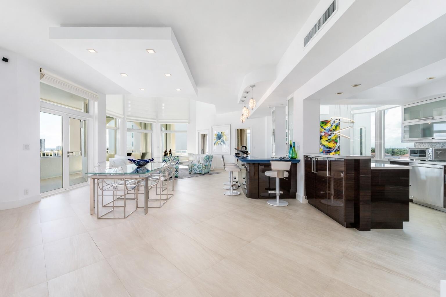 300 SE 5th Avenue 8140