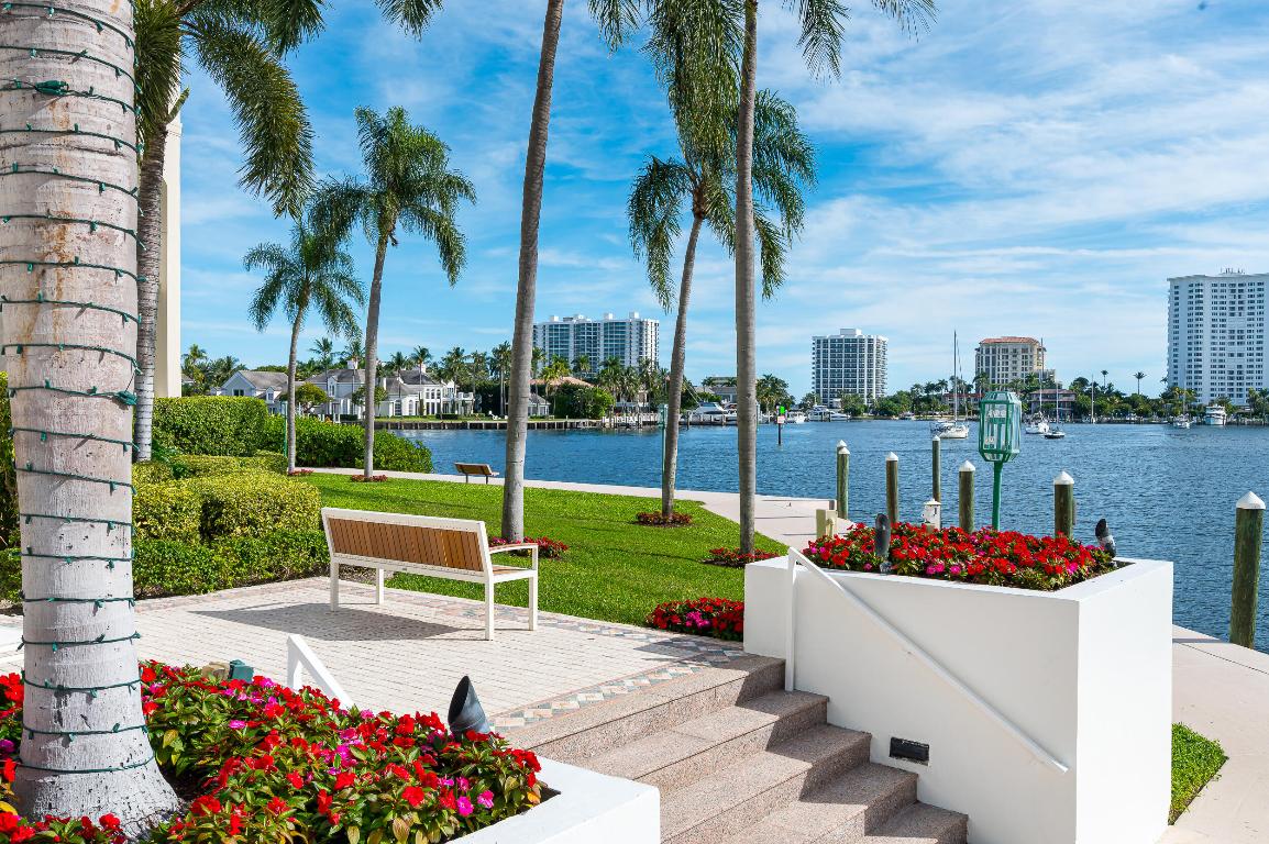 300 SE 5th Avenue 8140