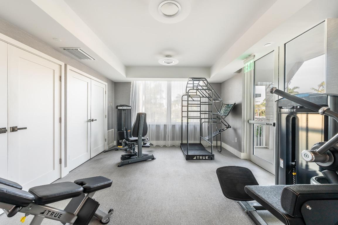 300 SE 5th Avenue 8140