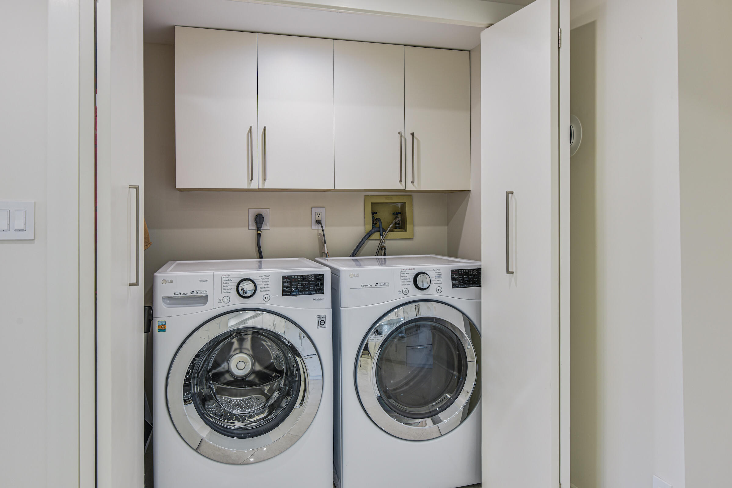 100 SE 5th Avenue 305