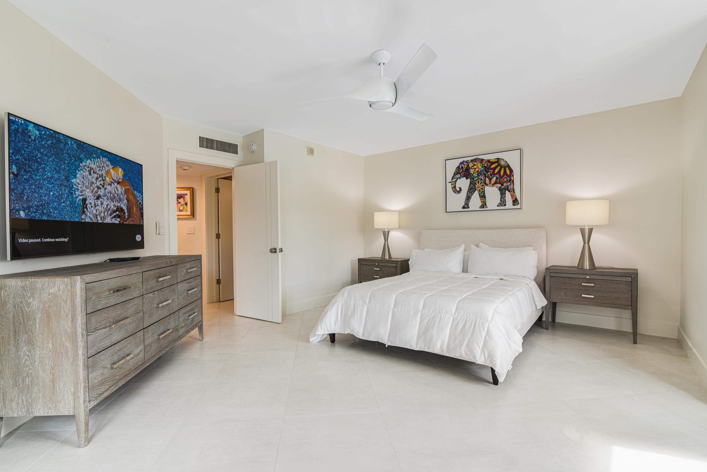100 SE 5th Avenue 305