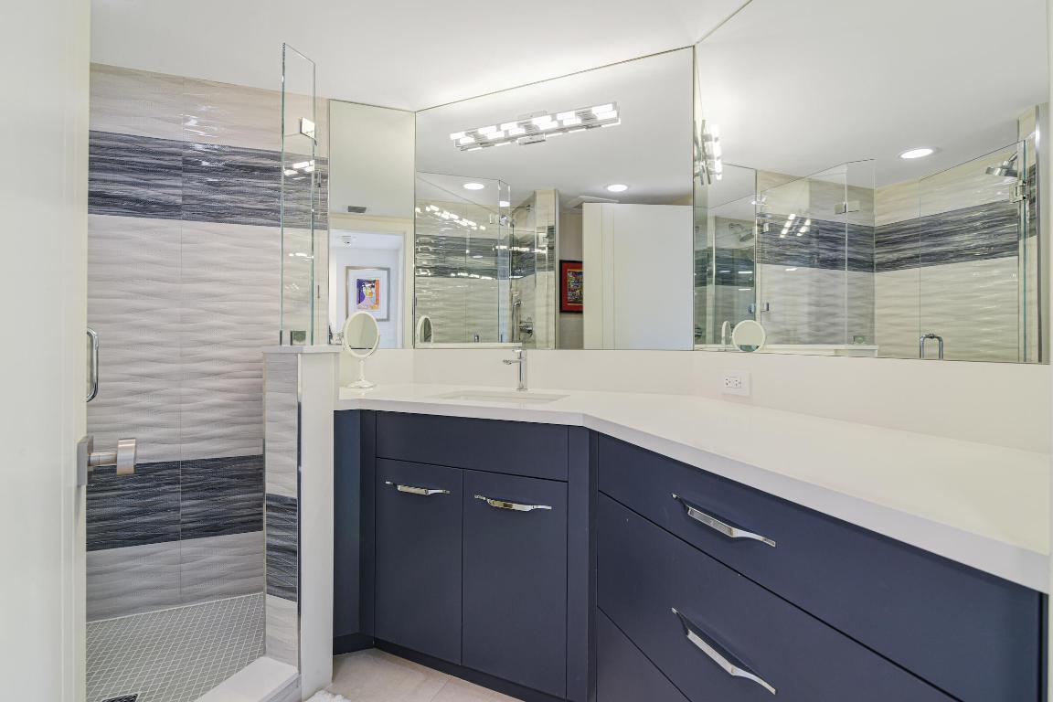 100 SE 5th Avenue 305