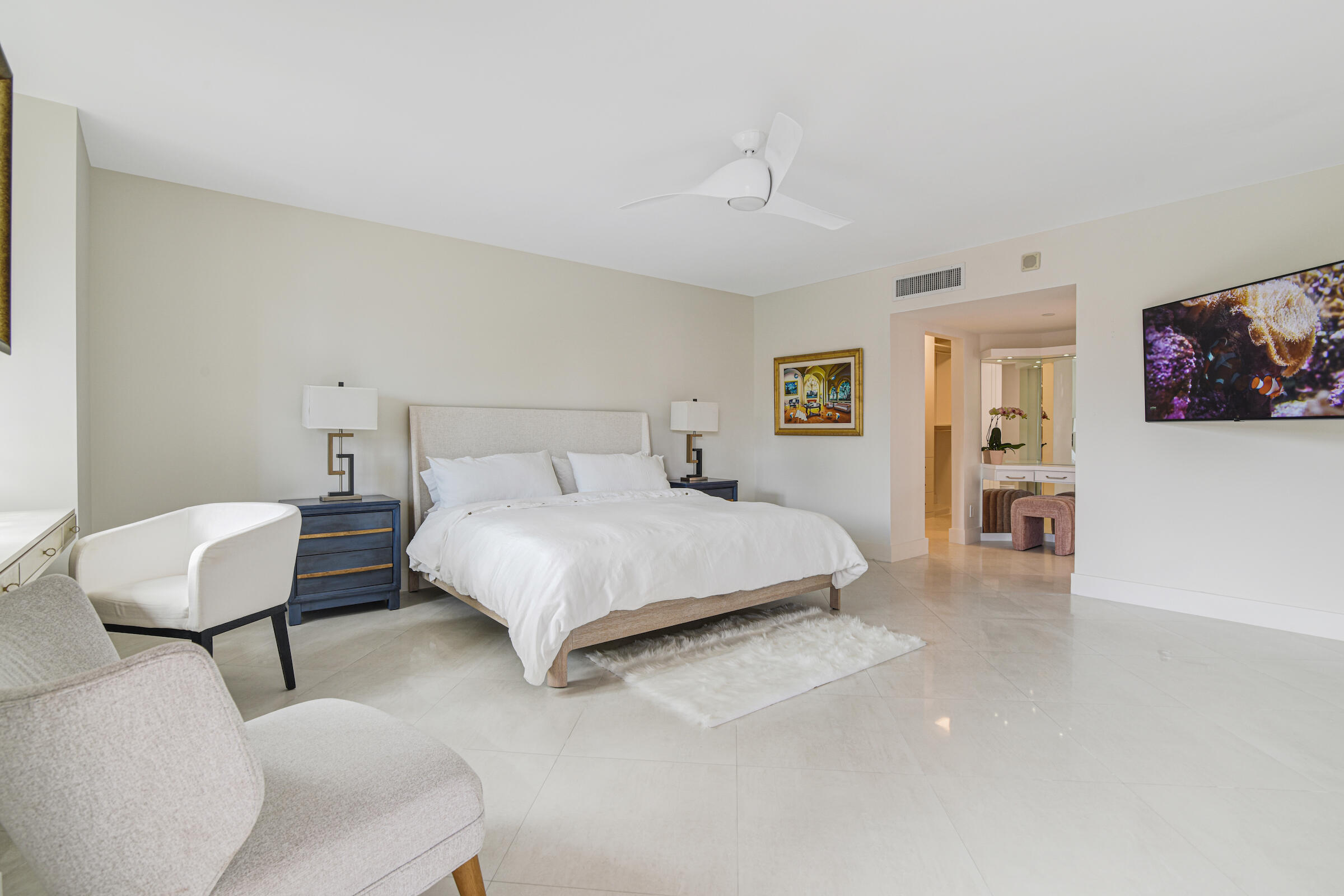 100 SE 5th Avenue 305
