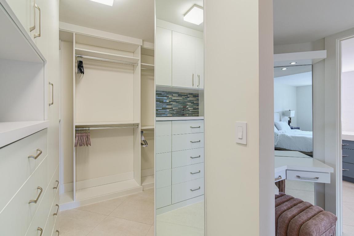 100 SE 5th Avenue 305