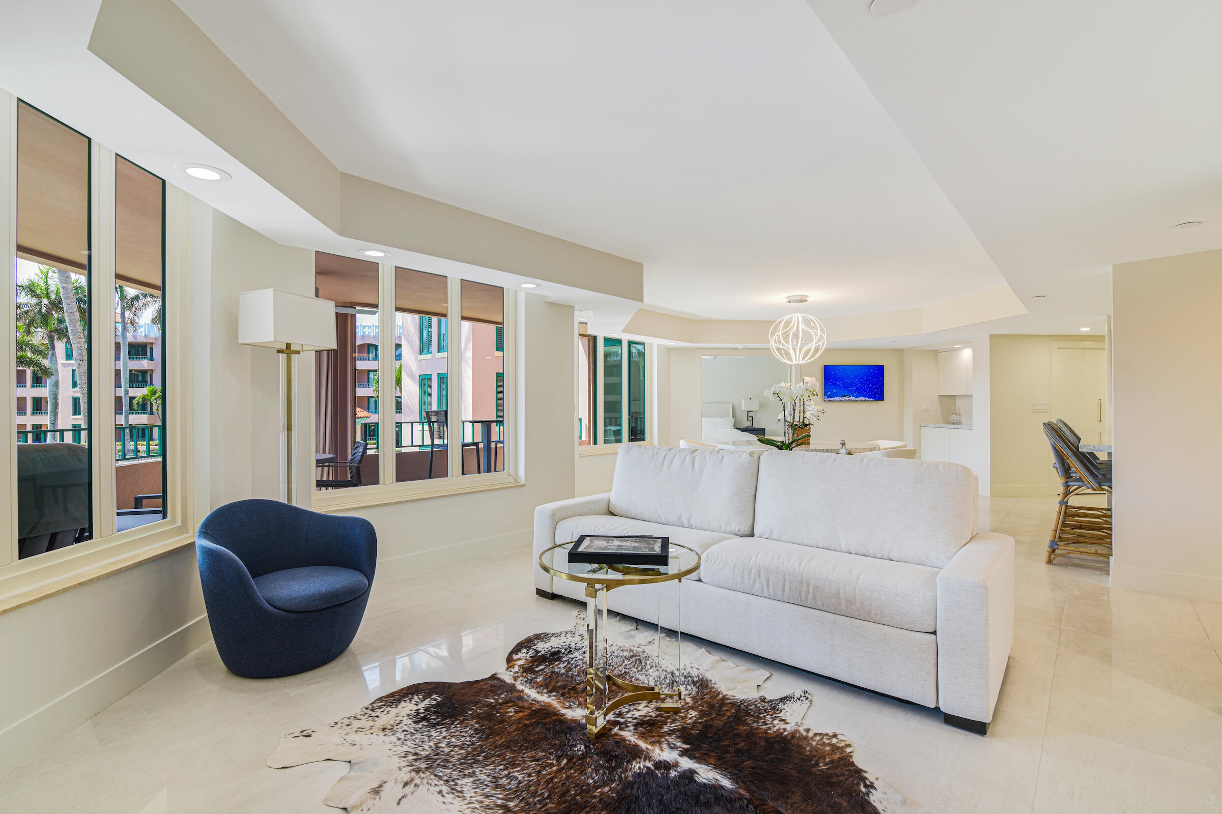 100 SE 5th Avenue 305
