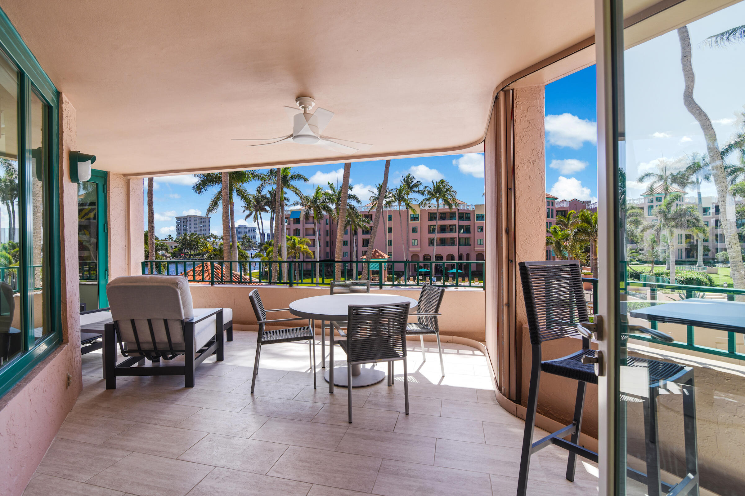 100 SE 5th Avenue 305