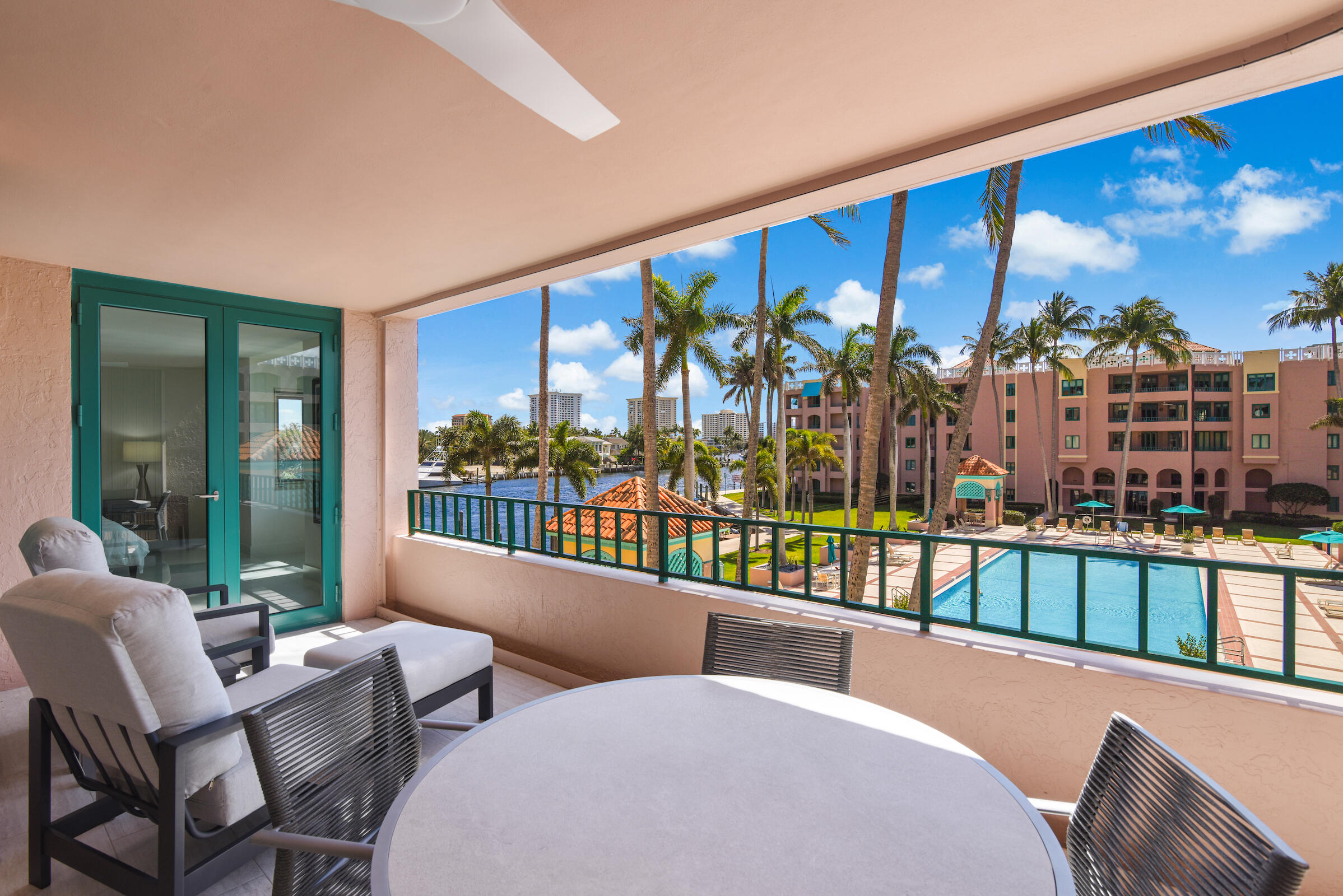 100 SE 5th Avenue 305