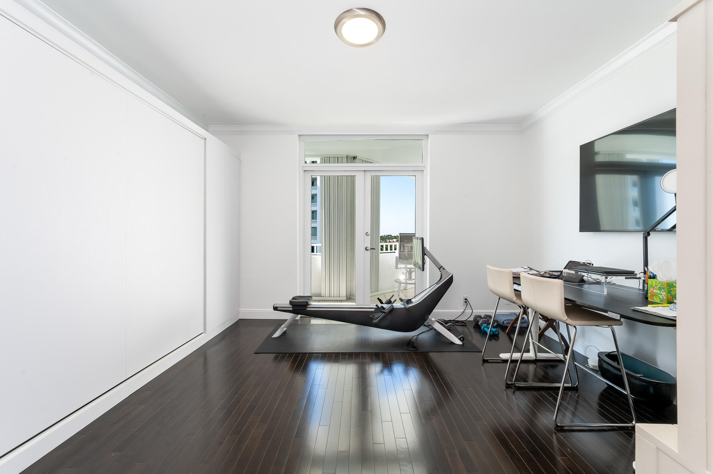 300 SE 5th Avenue 6110