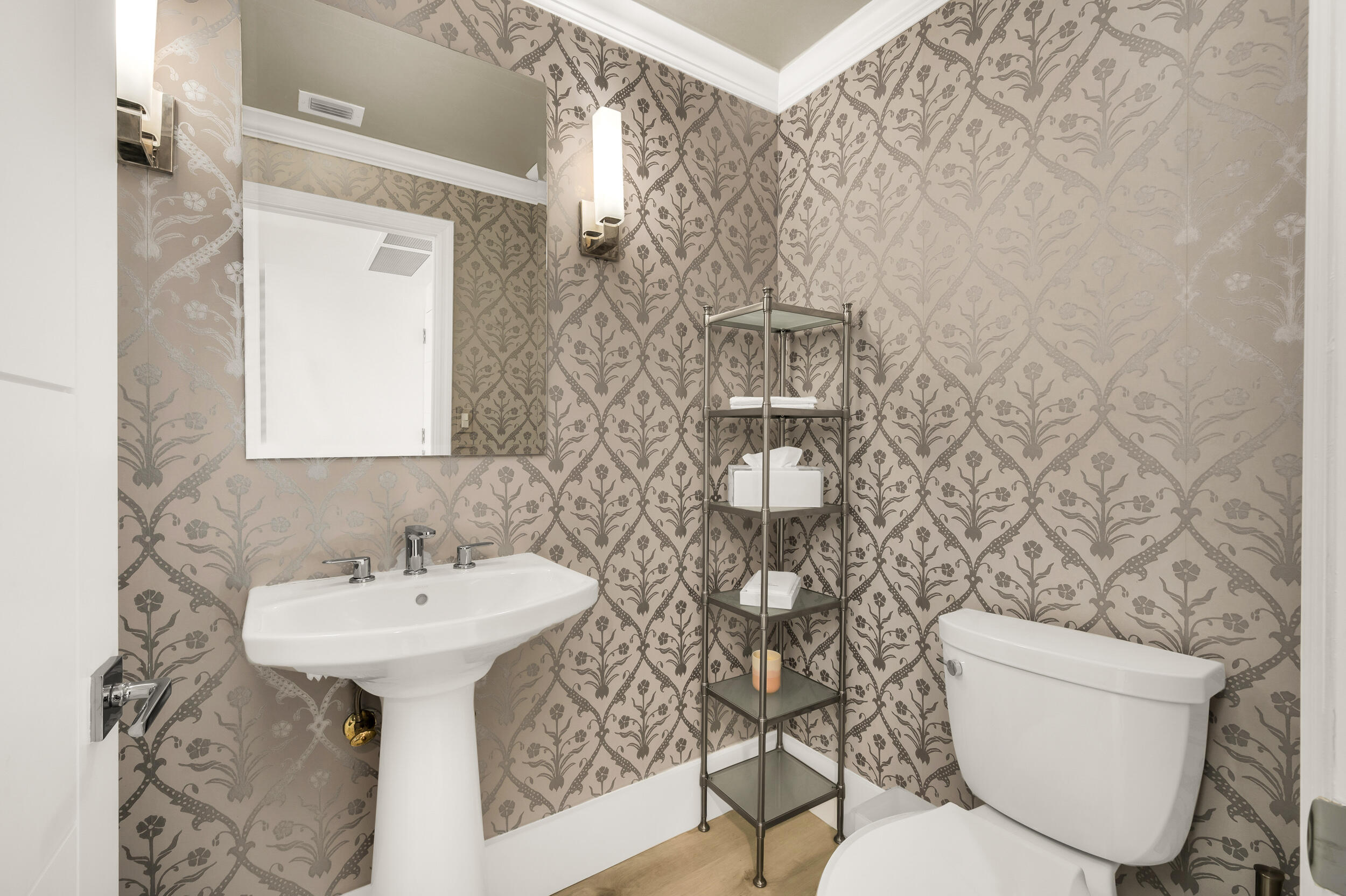 300 SE 5th Avenue 6110