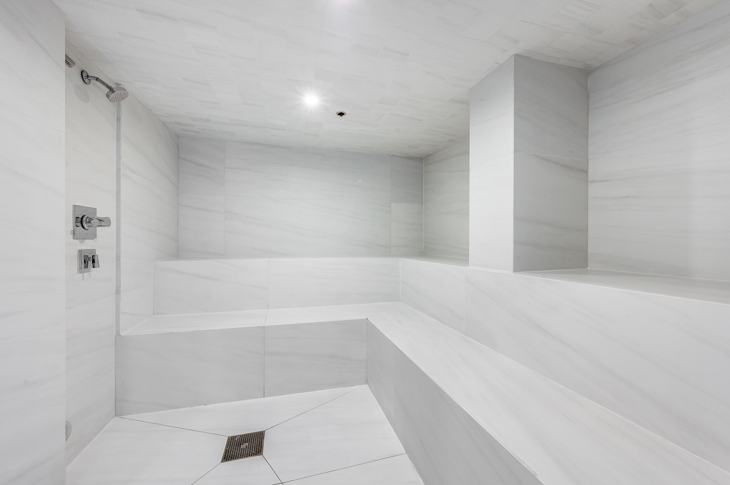 300 SE 5th Avenue 6110