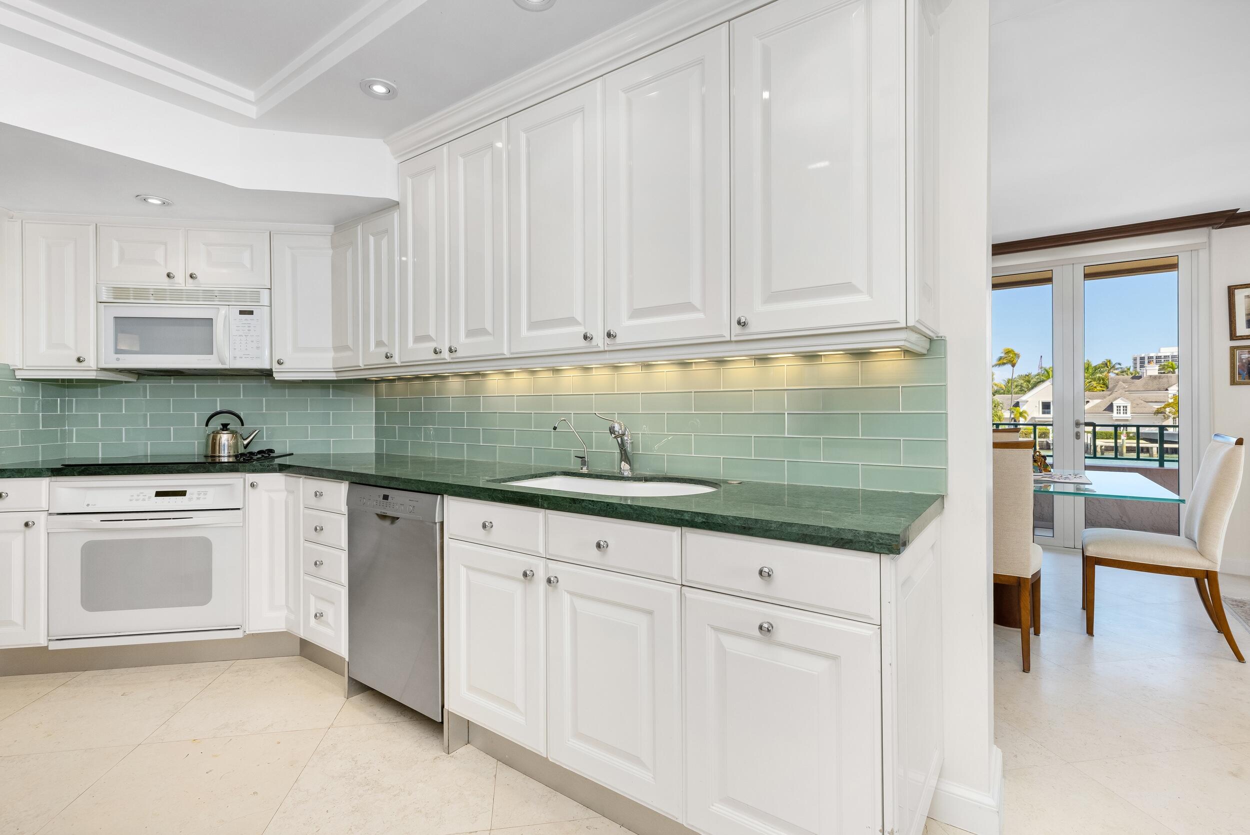 140 SE 5th Avenue 253