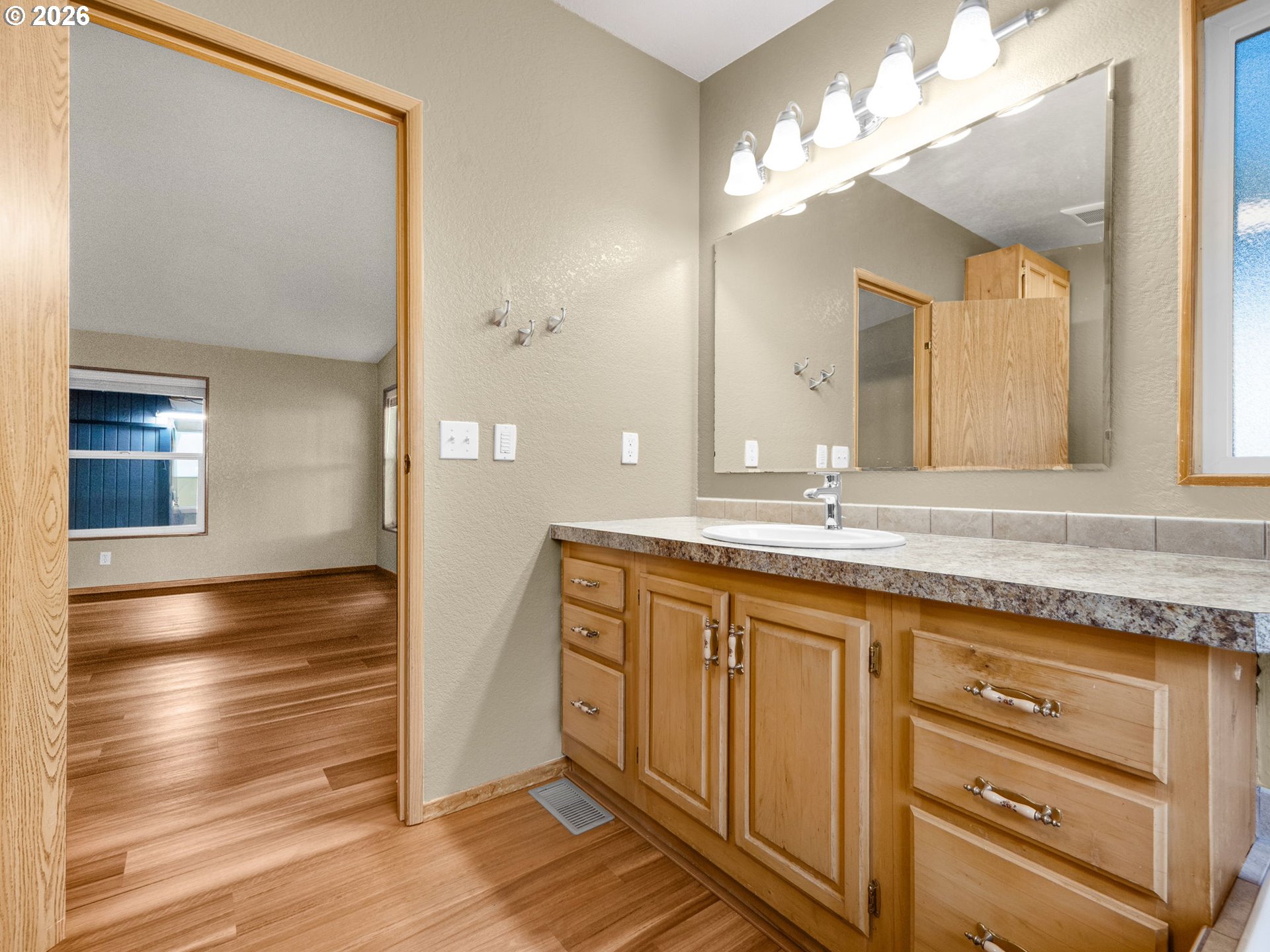 40698 Old Hwy 30 28