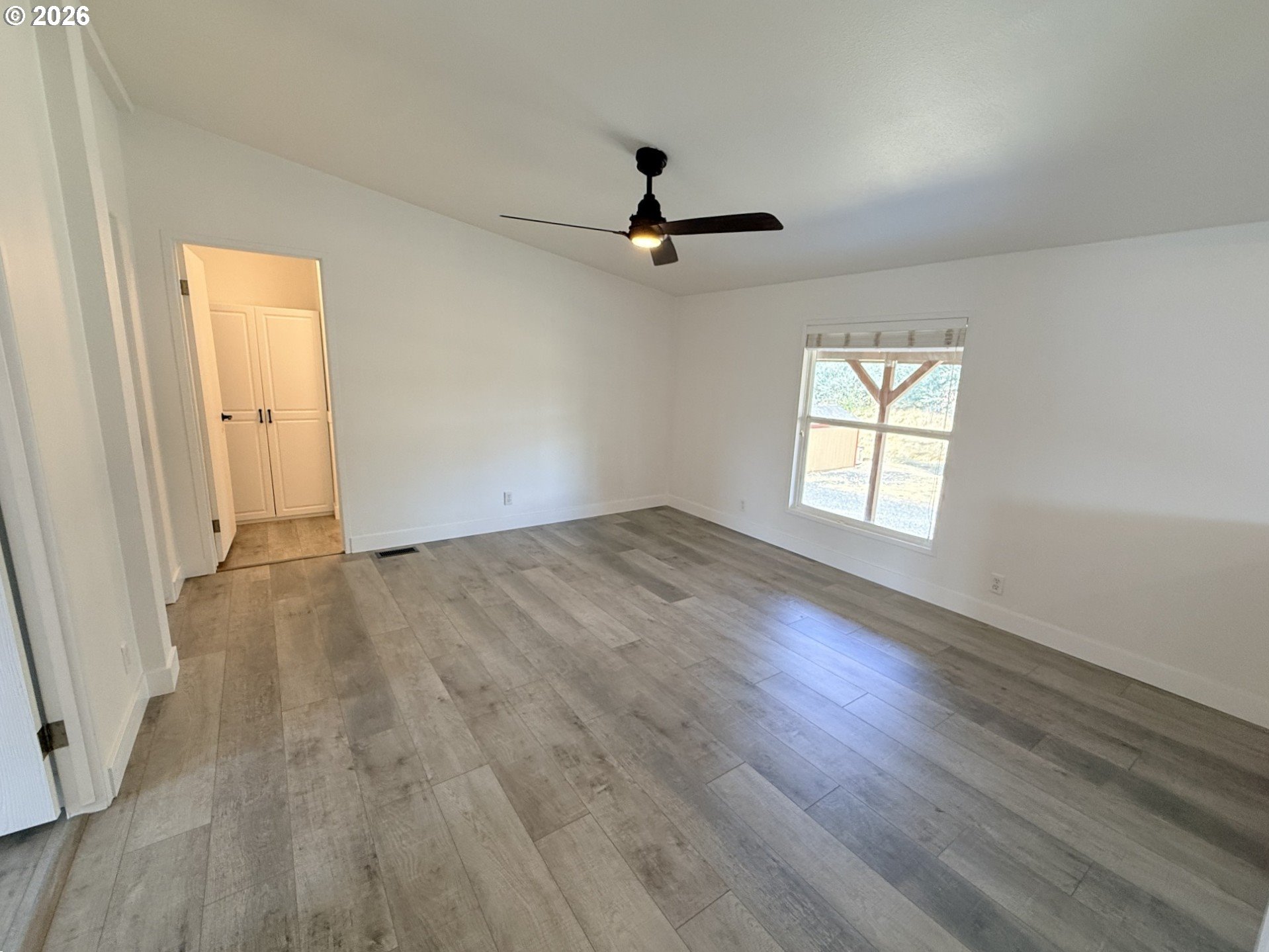 527 Sunridge AVE