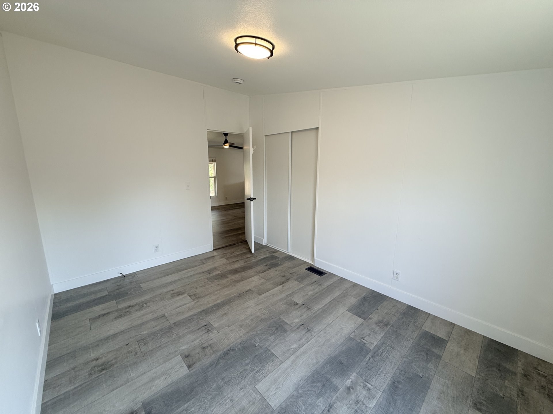 527 Sunridge AVE