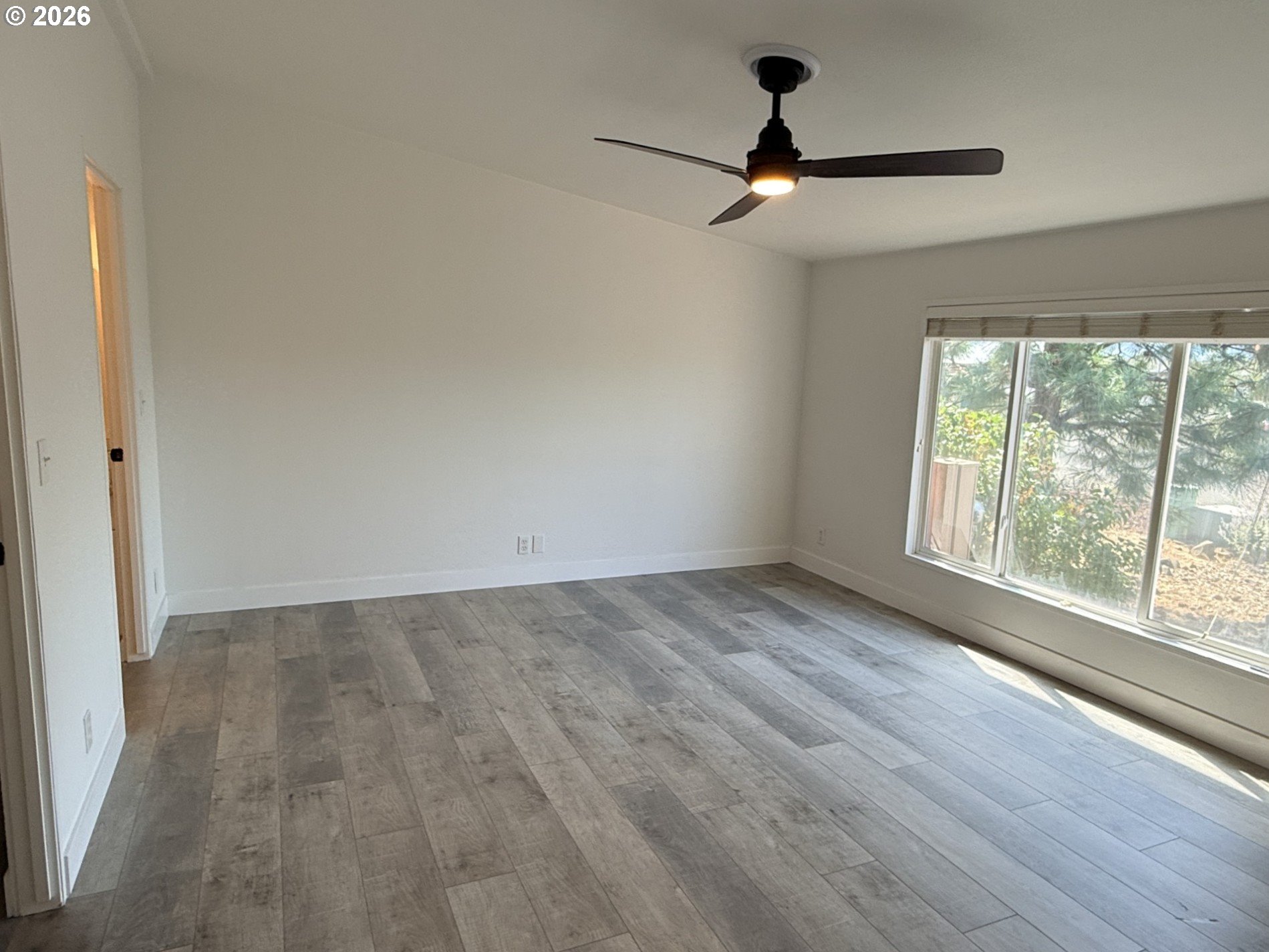 527 Sunridge AVE