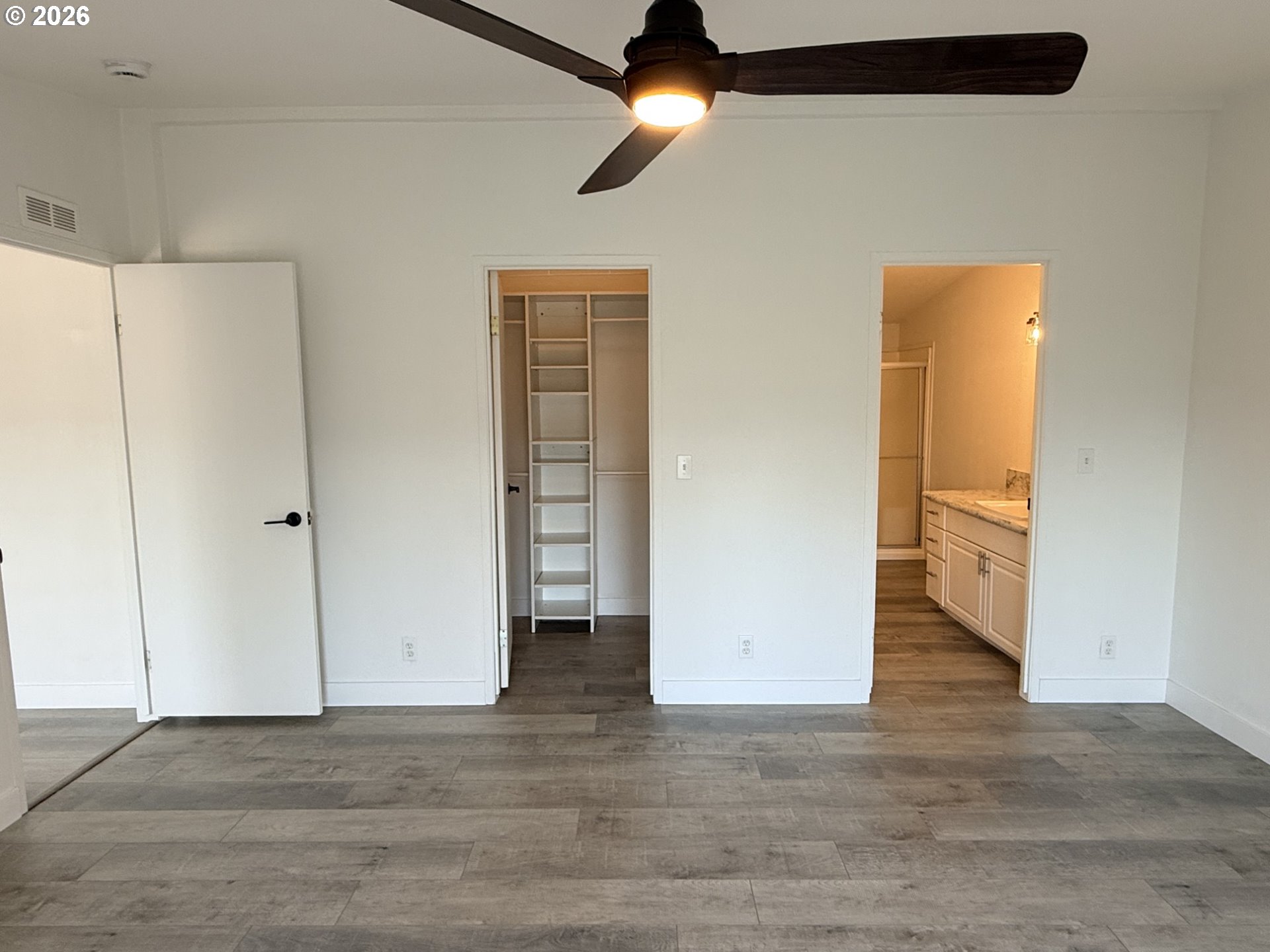 527 Sunridge AVE