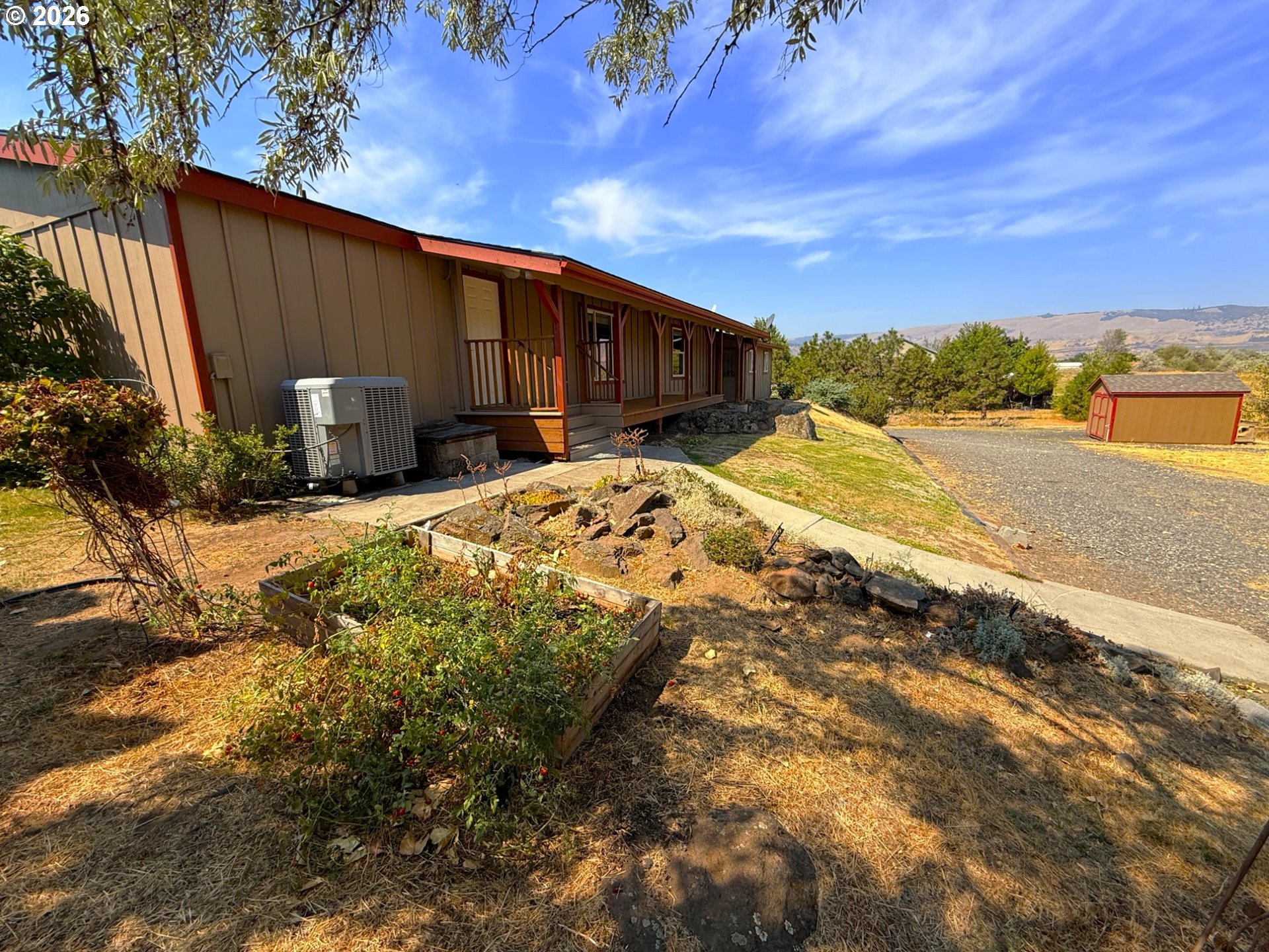 527 Sunridge AVE