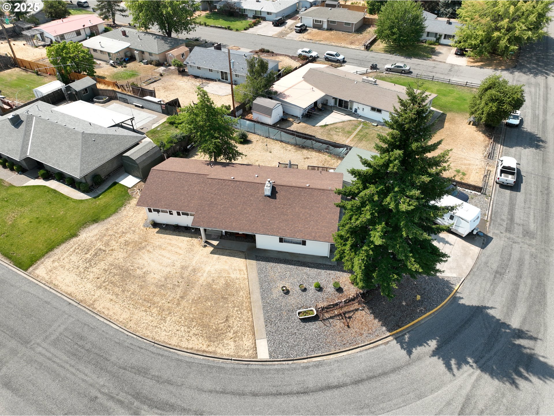 305 ALLISON WAY