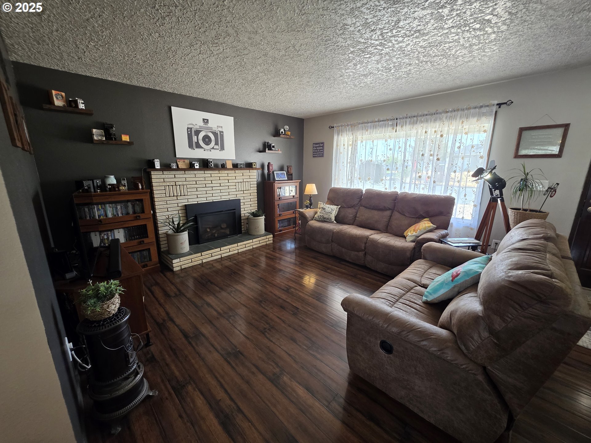 305 ALLISON WAY