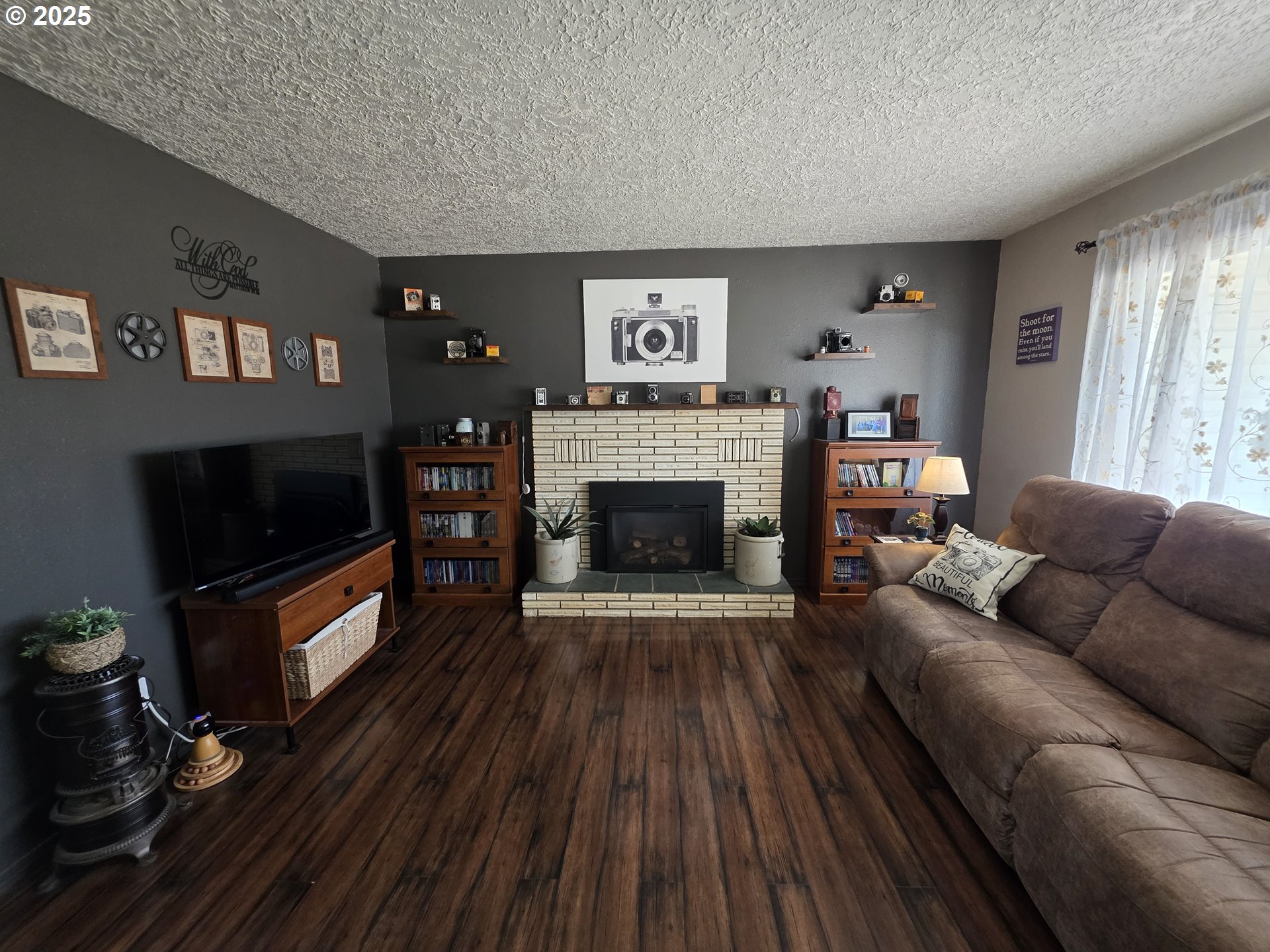 305 ALLISON WAY