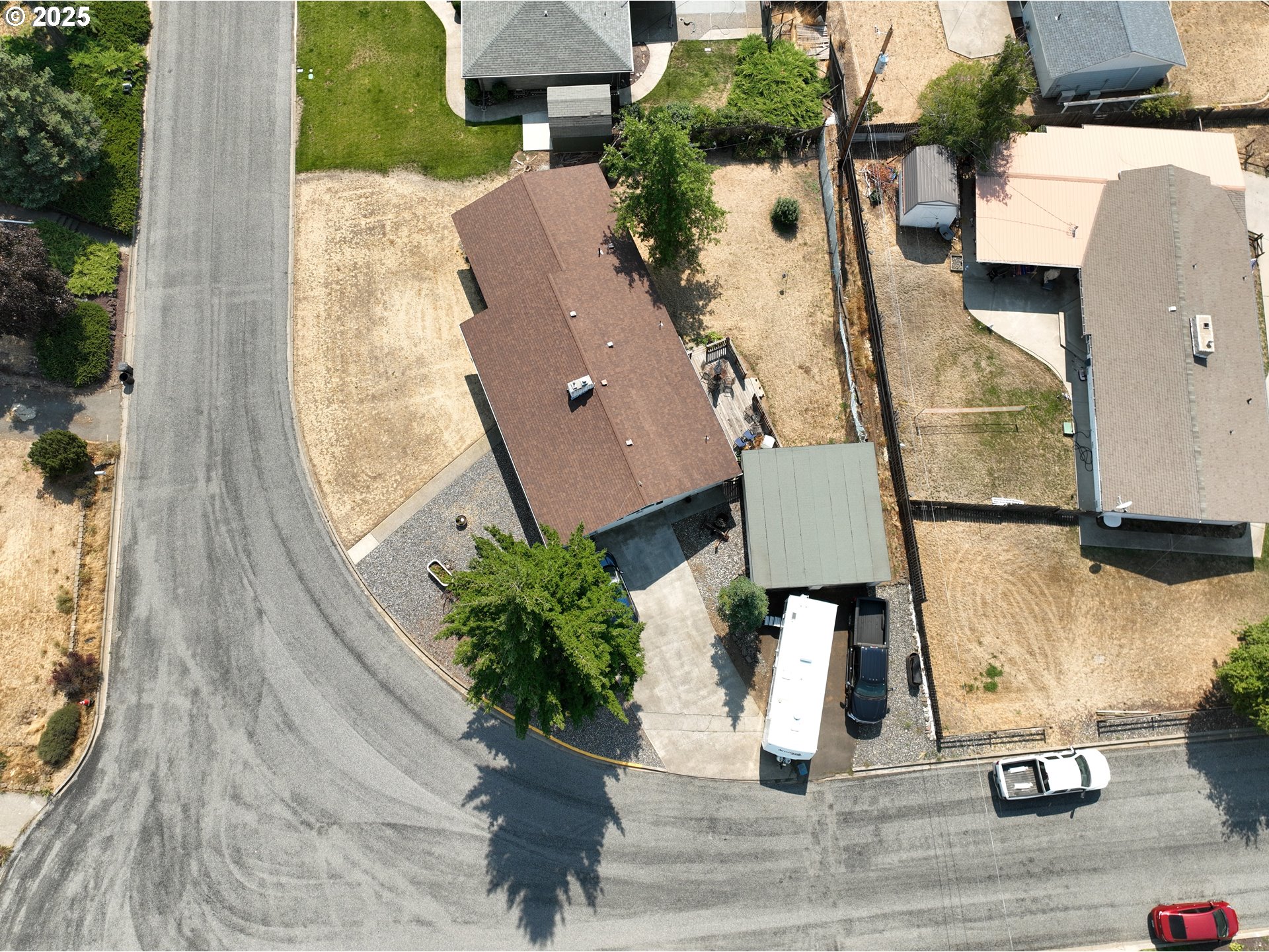305 ALLISON WAY